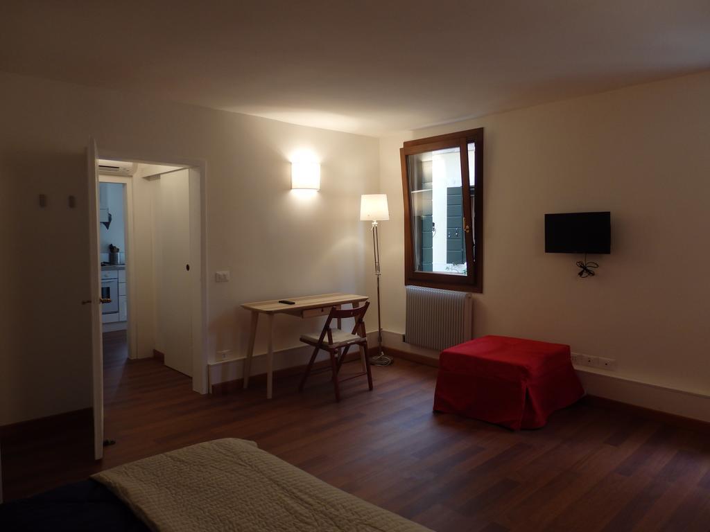 Appartamento Goldoni เวนิส ภายนอก รูปภาพ
